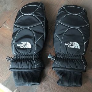 The North Face women’s mittens